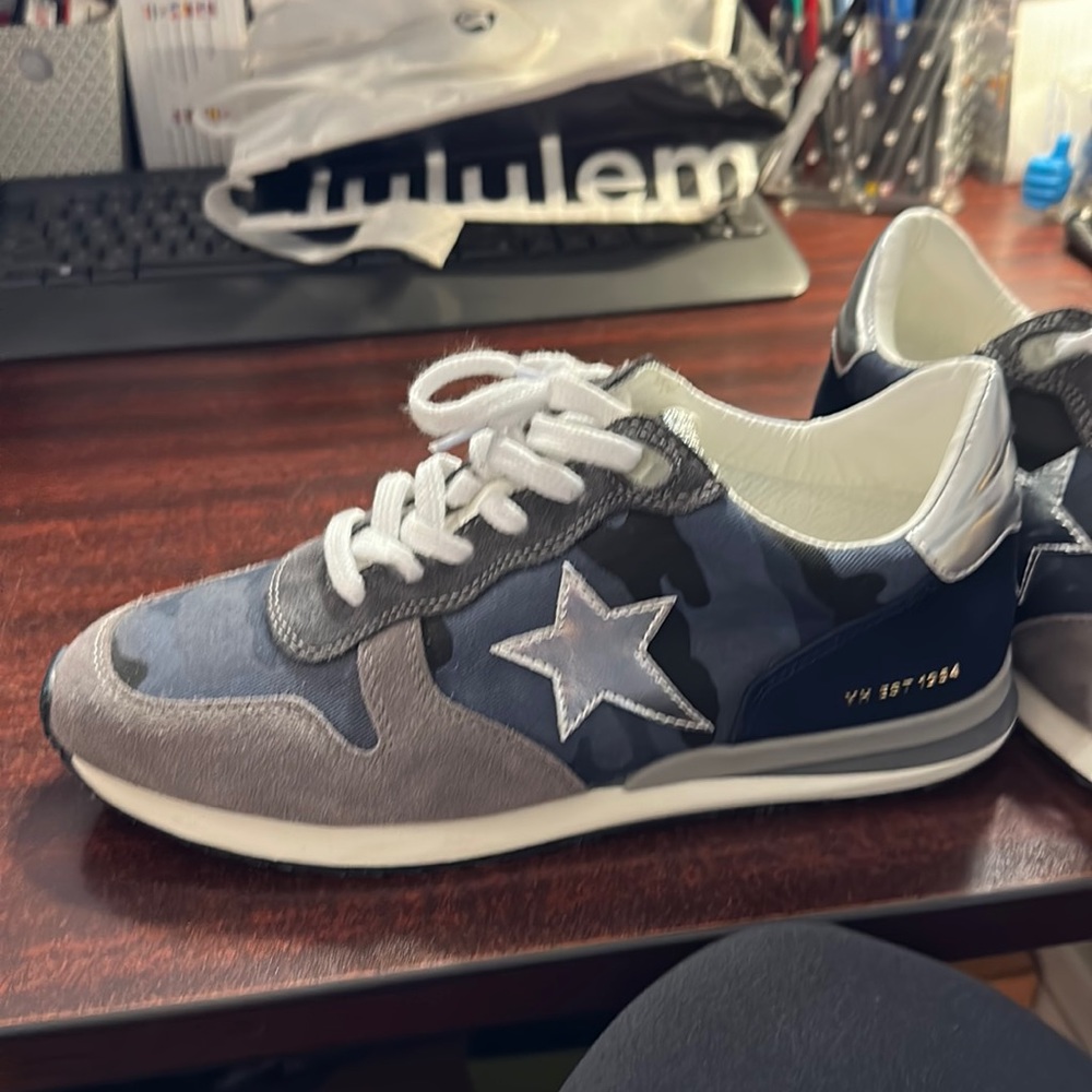 Vintage Havana sneakers